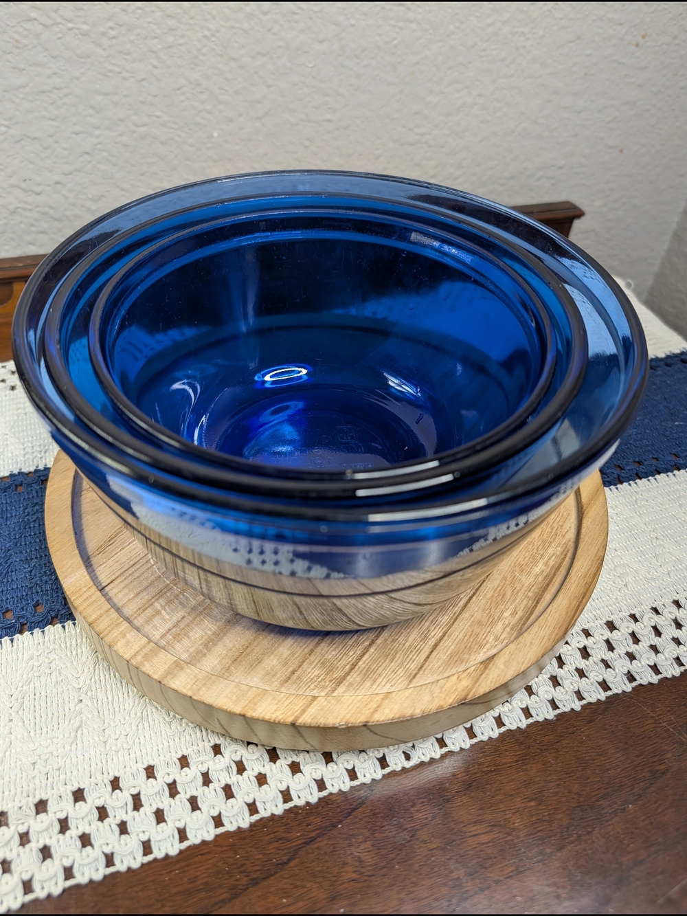 Vintage Anchor Hocking Clear Cobalt Blue Glass Nesting Mixing Bowl Set